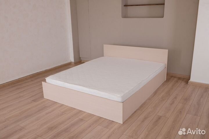 Кровать с матрасом 140х200 Милена новая