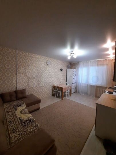 2-к. квартира, 53 м², 1/5 эт.