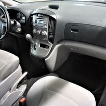 Hyundai H-1 2.5 AT, 2012, 220 000 км, с пробегом, цена 1 672 000 руб.