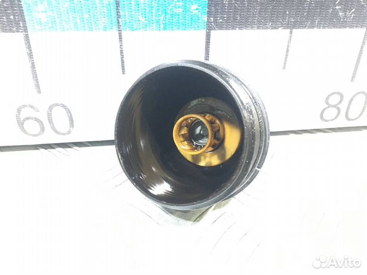 Б/У Крышка масляного фильтра#001