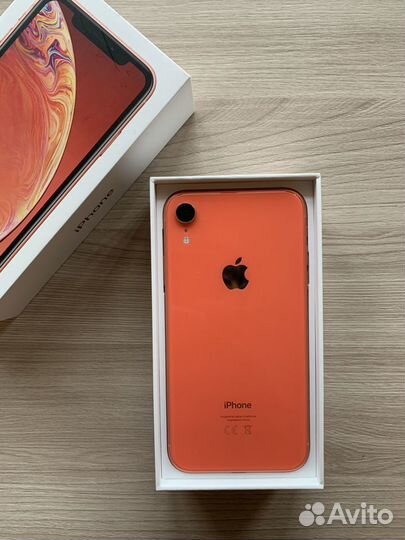 iPhone Xr, 64 ГБ