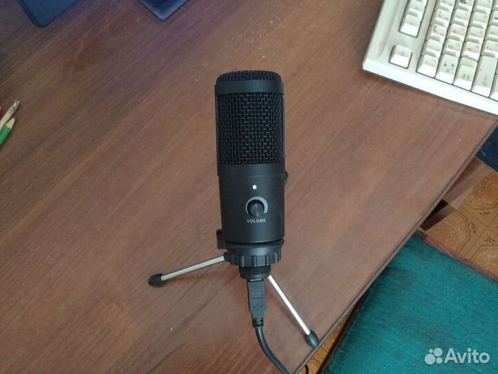 Конденсаторный микрофон