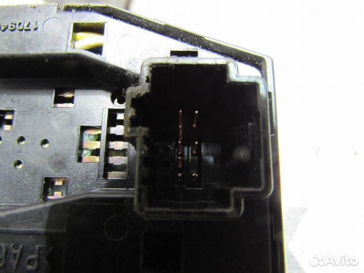 Переключатель поворотов подрулевой для Ford Focus