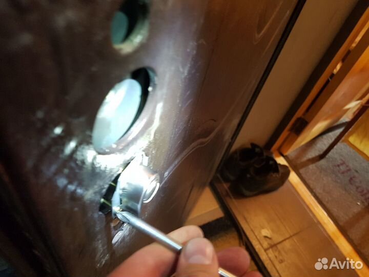 Вскрытие, замена замков. Открою сейф