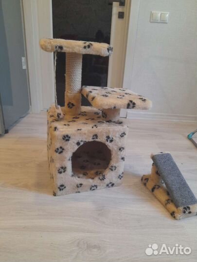 Домик для кошки с когтеточкой