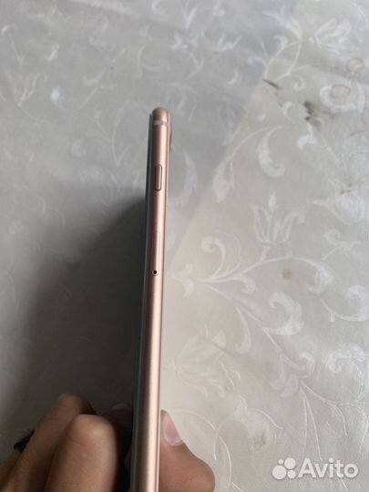 iPhone 8 Plus, 64 ГБ