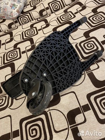 Подставка / сидение для второго ребенка на коляску