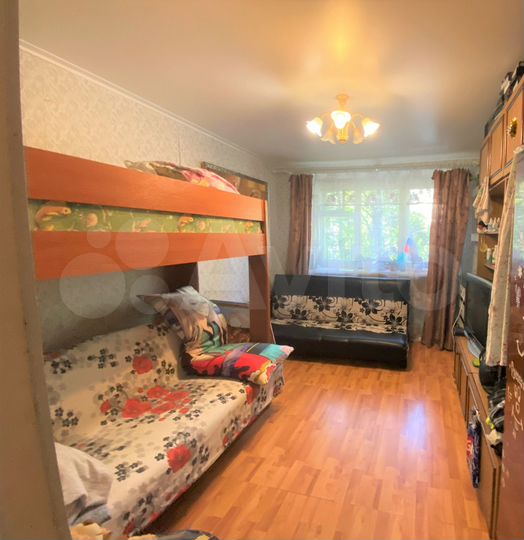 Комната 18,1 м² в > 9-к., 2/5 эт.