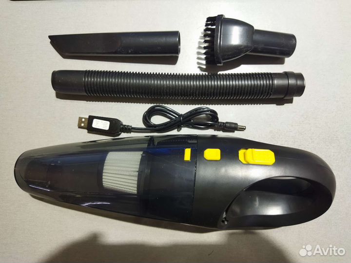 Автомобильный пылесос CarCleaner