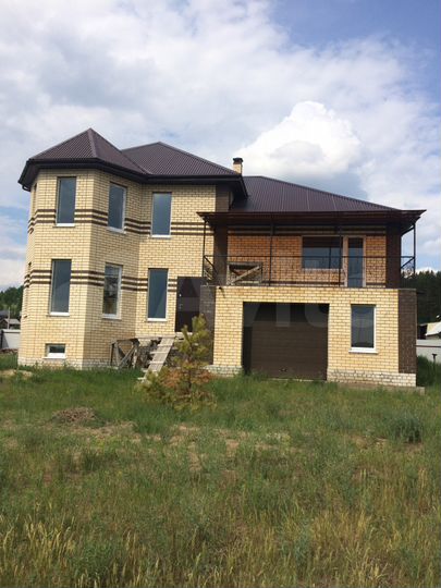 Коттедж 310 м² на участке 12 сот.