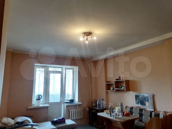 Комната 22 м² в 4-к., 4/4 эт.