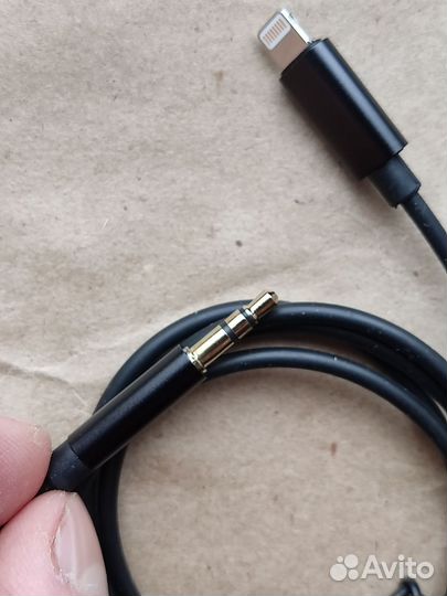 Переходник lightning - 3.5 jack aux