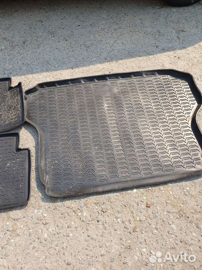 Коврики на nissan x-trail