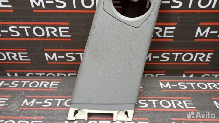 Обшивка стойки правая Bmw 3-Series E90 N46B20B