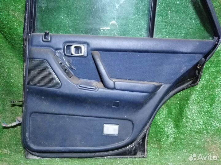 Дверь задняя правая Toyota Crown GS130 До рестайли