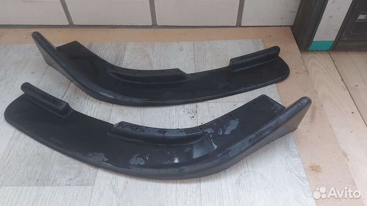 Спойлер переднего бампера универсальный