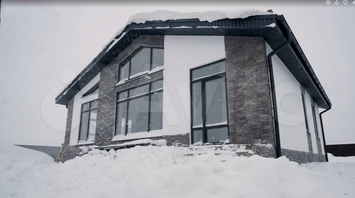 Дом 106 м² на участке 8 сот.