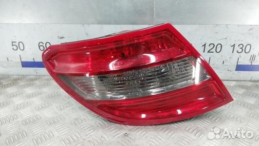 Фонарь задний левый mercedes benz C-class W204 (SM