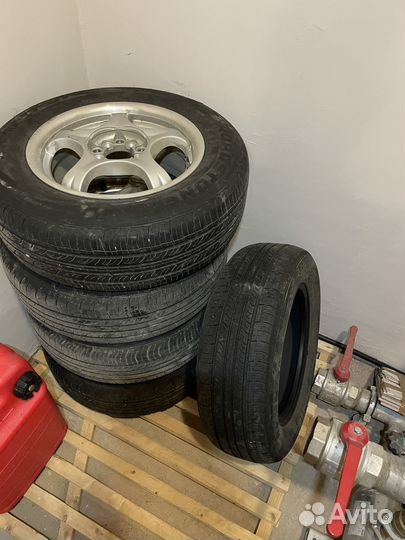 Roadstone Classe Premiere CP672 205/65 R15 94H