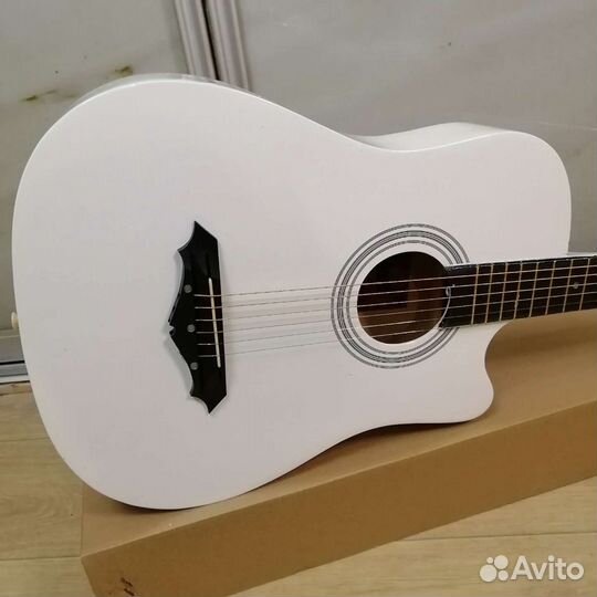 Гитара новая акустическая