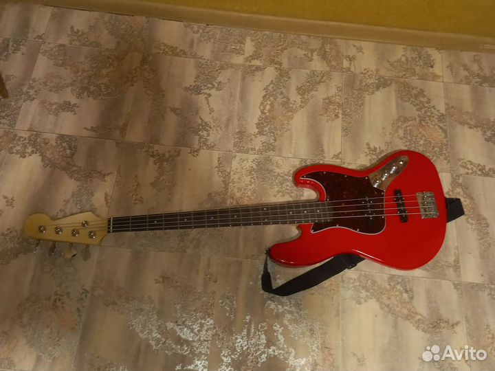 Бас гитара fender jazz bass