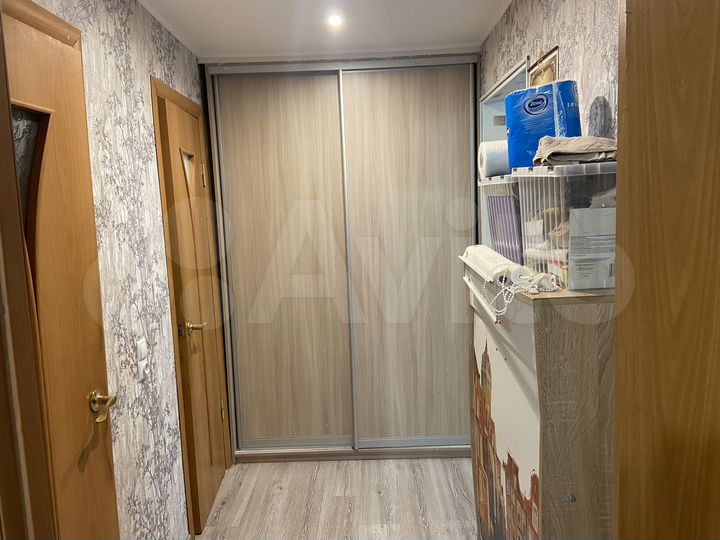 2-к. квартира, 50 м², 1/9 эт.