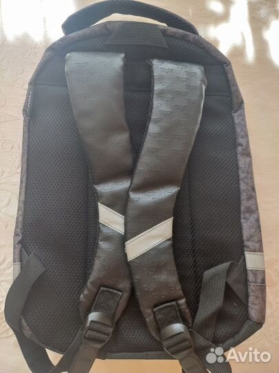 Рюкзак школьный для мальчика ортопедический новый