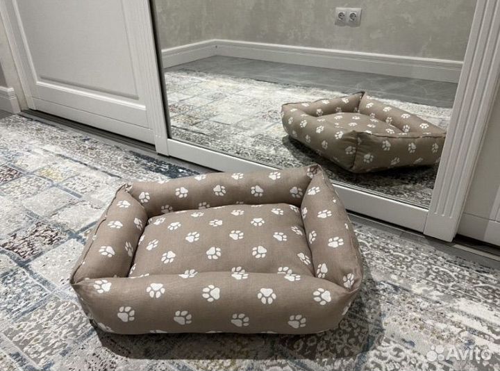 Лежанка для собак и кошек