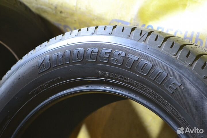 Bridgestone Dueler H/T D687 235/55 R18