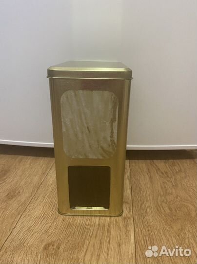Коробка жестяная из под чая