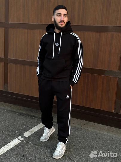 Спортивный костюм Adidas