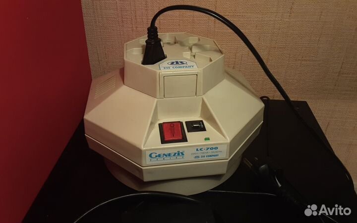 ZiS LC-700 Стабилизатор напряжения, фильтр