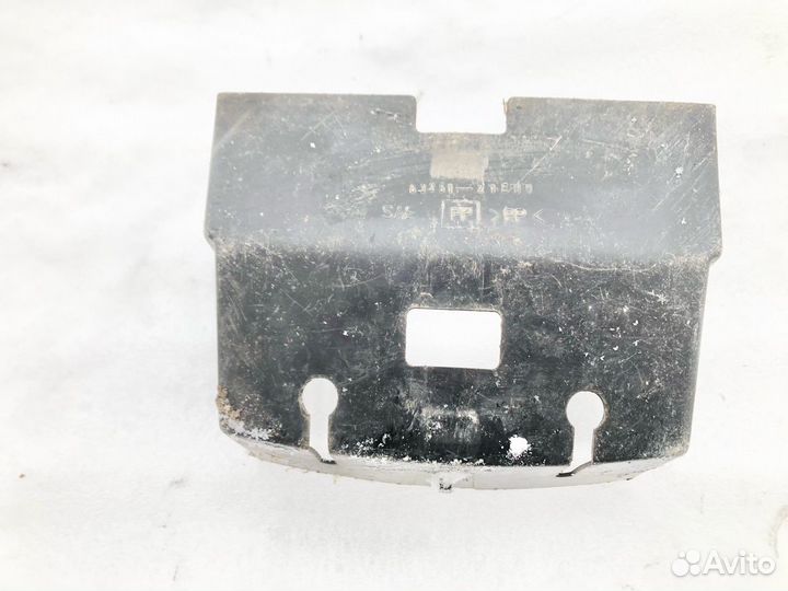 Suzuki RF 400 пластик подрамника