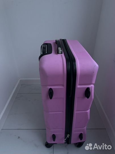 Чемодан на колесах Б/У