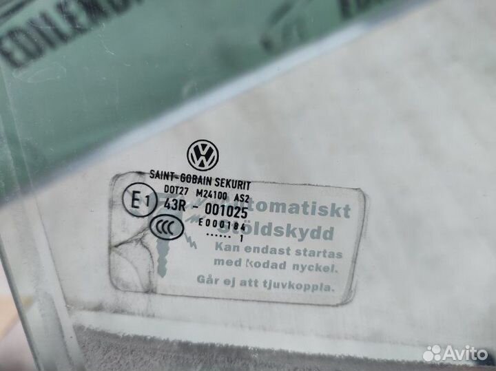 Стекло двери передней правое Volkswagen Golf 6