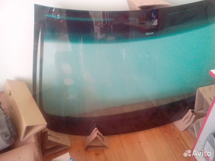 Лобовые стекла на Mercedes-benz W211 W210