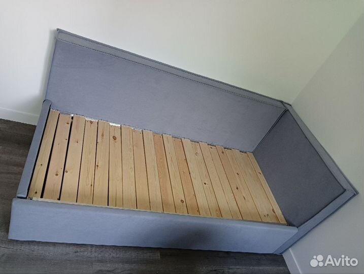 Кровать для ребенка двухместная