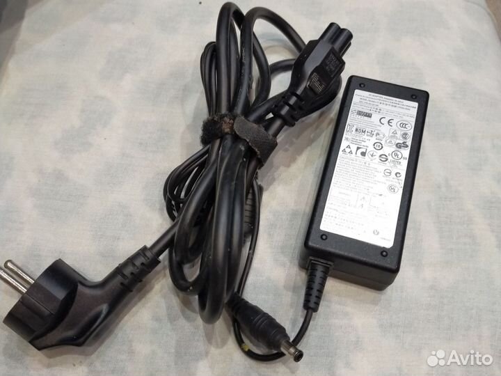 Блок питания для ноутбука