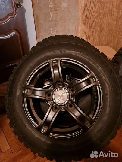 Bridgestone RD-713 195/70 R15