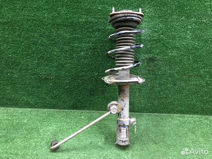 Амортизатор передний правый Toyota Rav4 2.0 2014