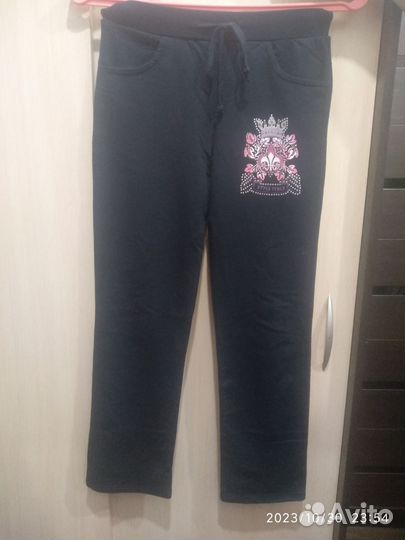 Спортивный костюм для девочки