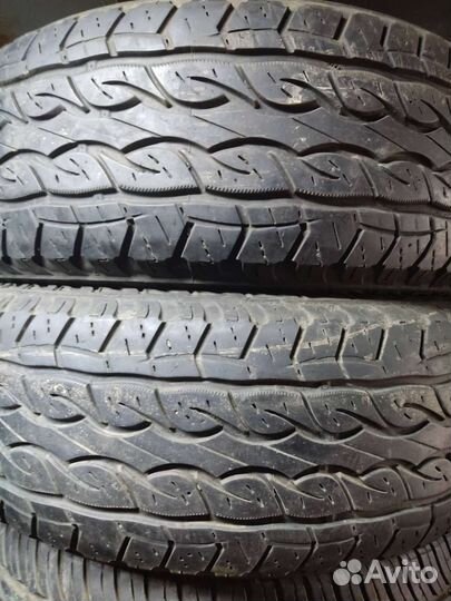 Kumho Road Venture AT61 265/65 R17
