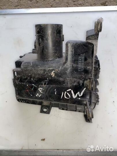 Крышка корпуса воздушного фильтра Mitsubishi