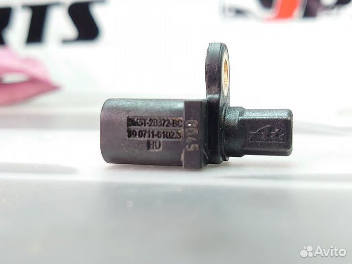 Датчик ABS задний Mazda 3 BK рестайлинг (2006—2009