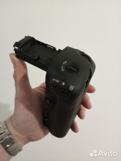 BG-E20 canon 5d mark iv 4 батарейный блок