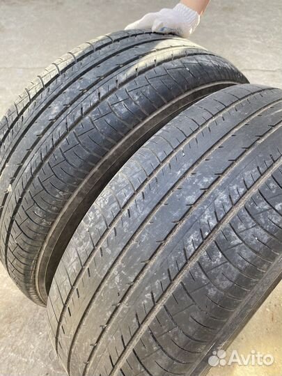 Yokohama dB Decibel E70 215/55 R17 93V