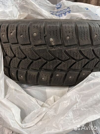 Tigar Sigura Stud 195/65 R15 95T