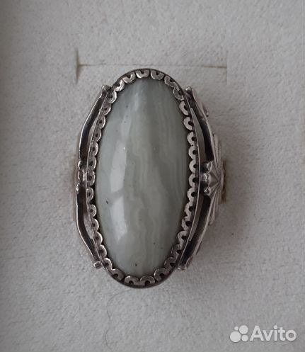 Женское серебряное кольцо