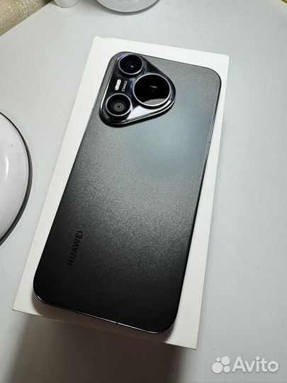 HUAWEI Pura 70, 12/256 ГБ