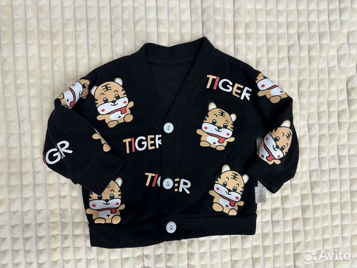 Кофты на мальчика 6-9 месяцев